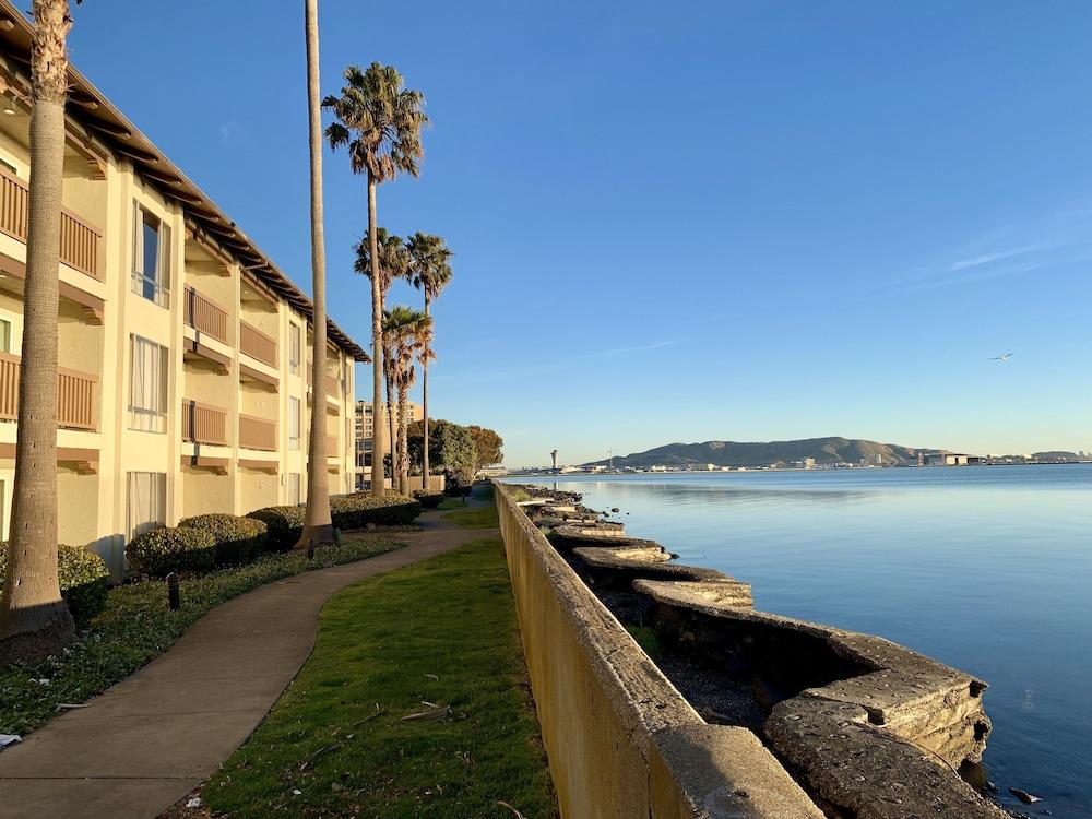 Vagabond Inn Executive Sfo Burlingame Eksteriør billede